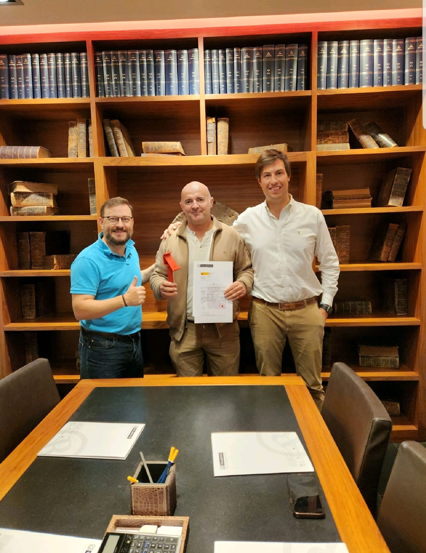 Patentado de herramienta Rovin Tools en oficina de abogados